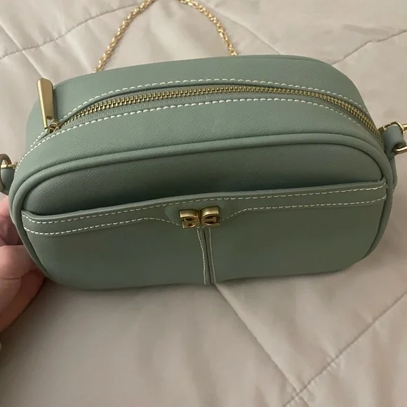 Green Leather Shoulder Bag - Picture 2 of 5
